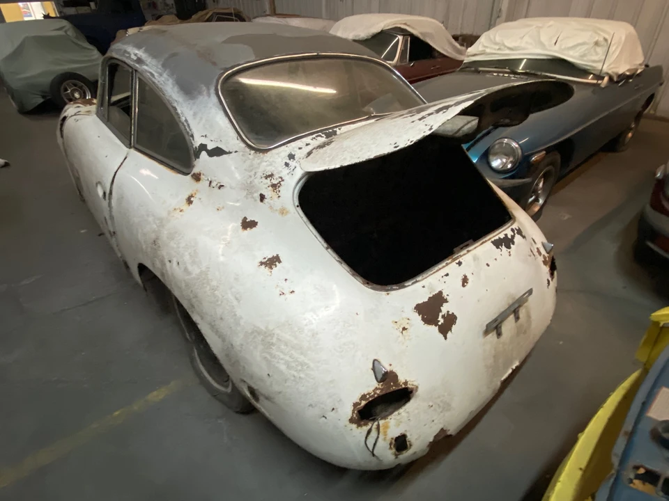 1961 Porsche 356 B - Image 9 of 31