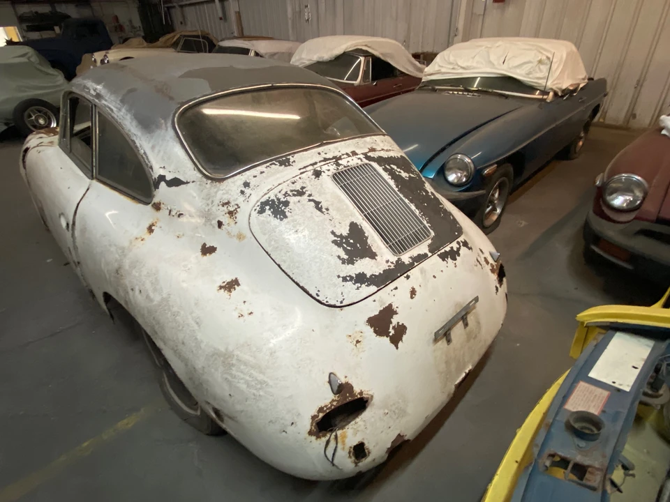 1961 Porsche 356 B - Image 8 of 31