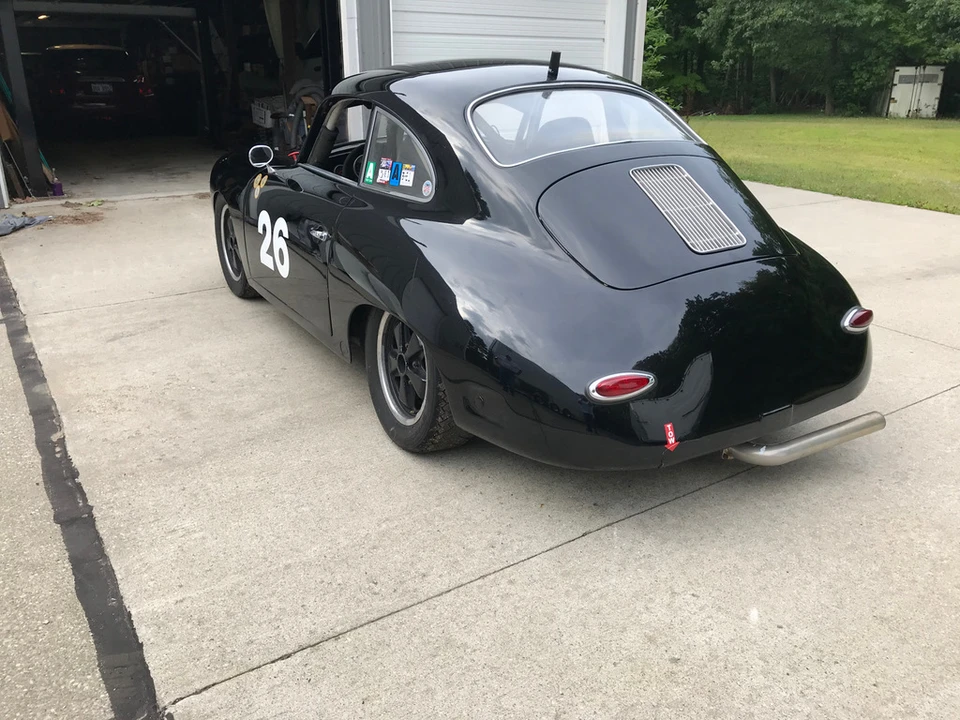 1961 Porsche 356 B - Image 4 of 31