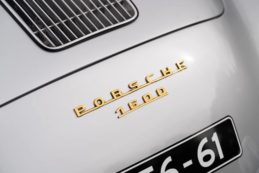 1961 Porsche 356 B - Image 9 of 31