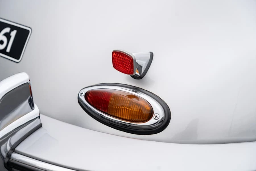 1961 Porsche 356 B - Image 8 of 31