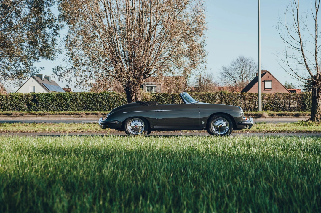 1961 Porsche 356 B - Image 4 of 31