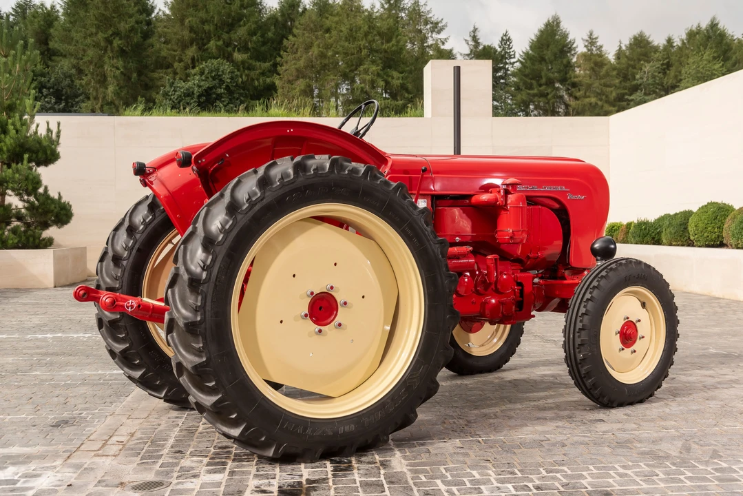 1961 Porsche Tractors - Image 10 of 19