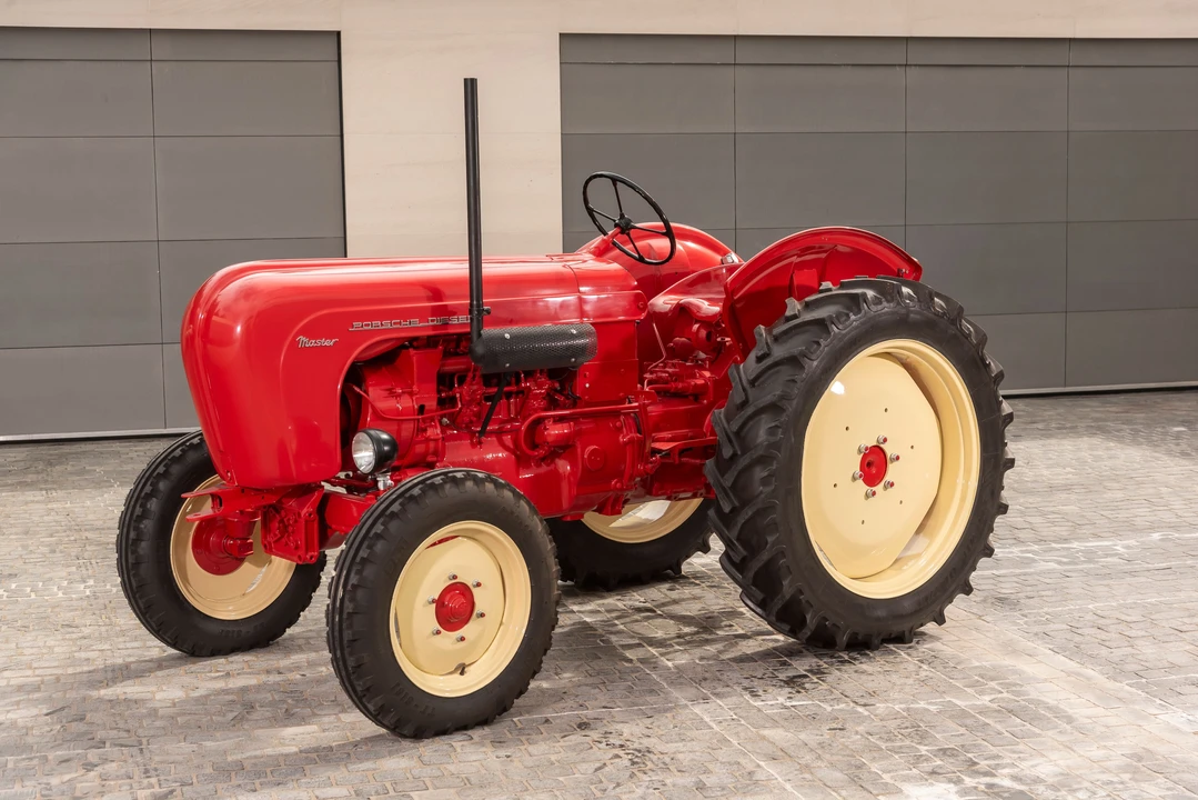 1961 Porsche Tractors - Image 2 of 19