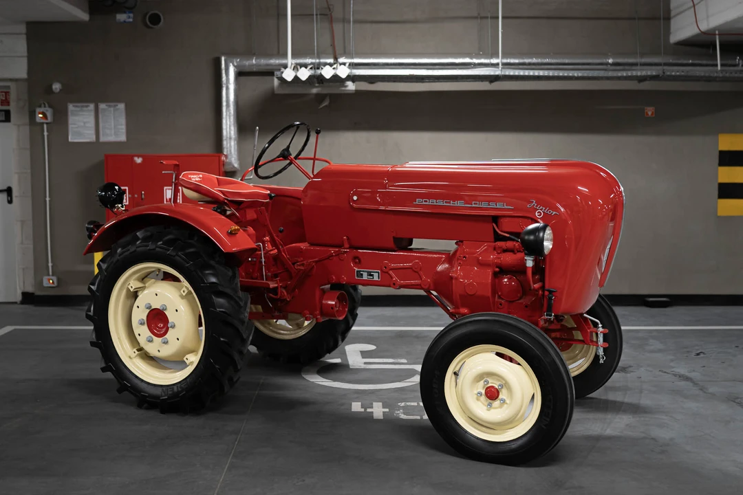 1961 Porsche Tractors - Image 7 of 31