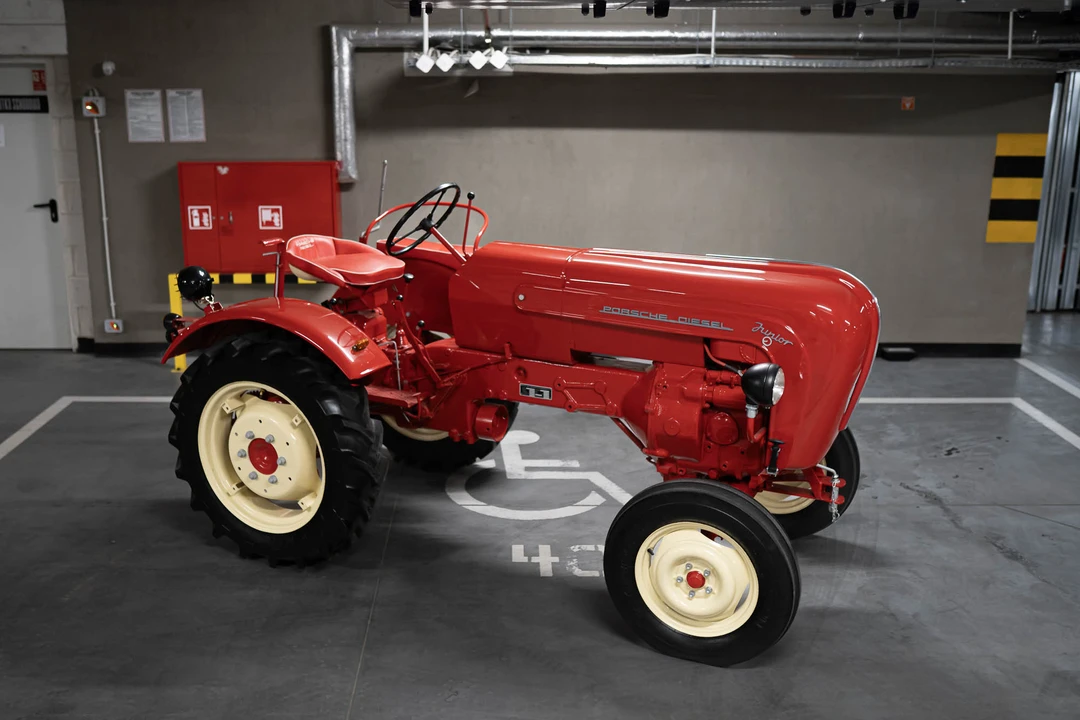 1961 Porsche Tractors - Image 3 of 31
