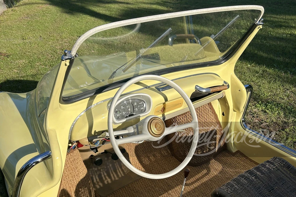 1961 Renault 4CV Convertible - Image 9 of 31