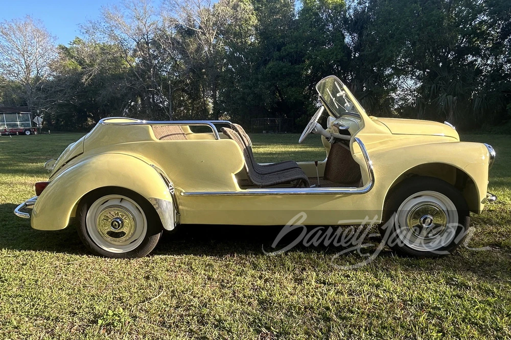1961 Renault 4CV Convertible - Image 30 of 31