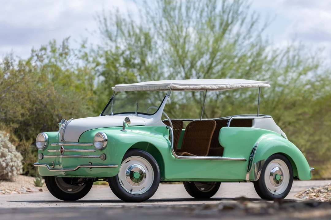 1961 Renault 4CV Convertible - Image 2 of 31