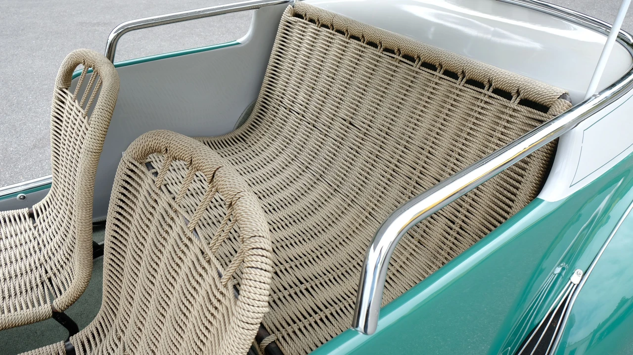 1961 Renault 4CV Convertible - Image 4 of 18