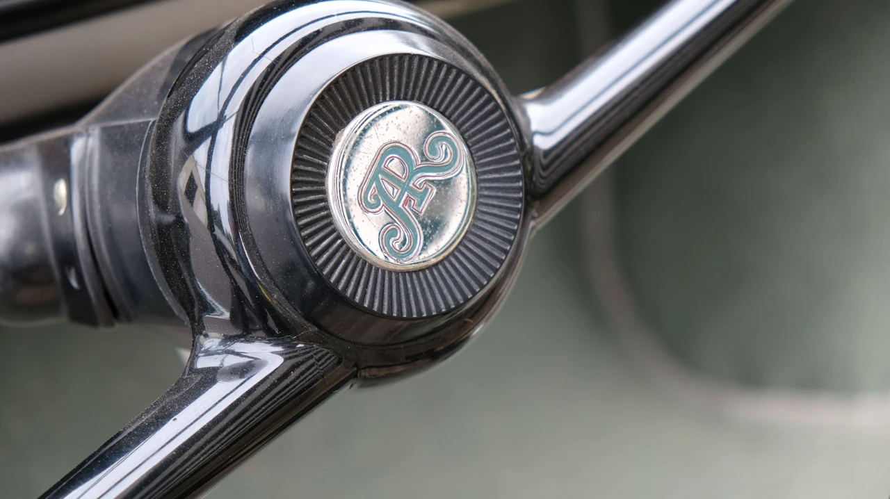 1961 Renault 4CV Convertible - Image 5 of 18