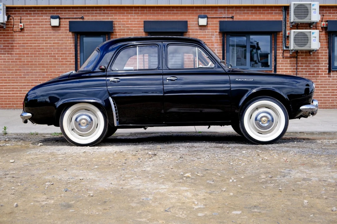 1961 Renault Dauphine - Image 9 of 30