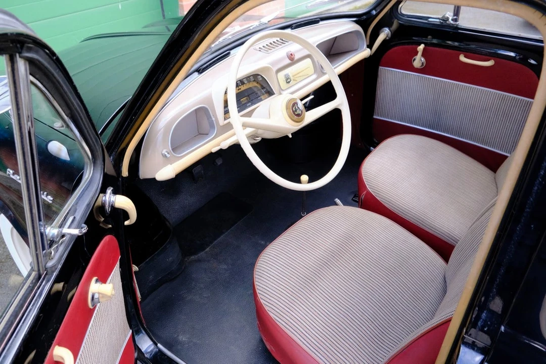 1961 Renault Dauphine - Image 25 of 30