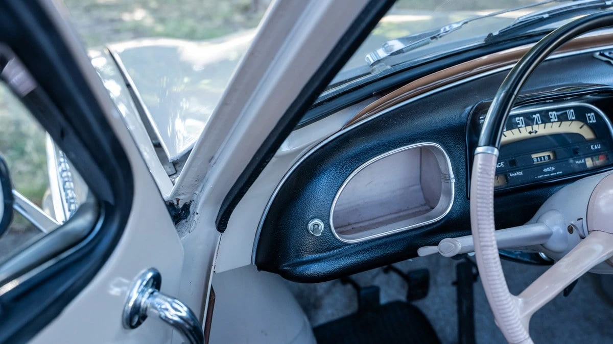 1961 Renault Dauphine - Image 21 of 30