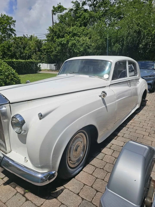 1961 Rolls-Royce Silver Cloud II - Image 2 of 15