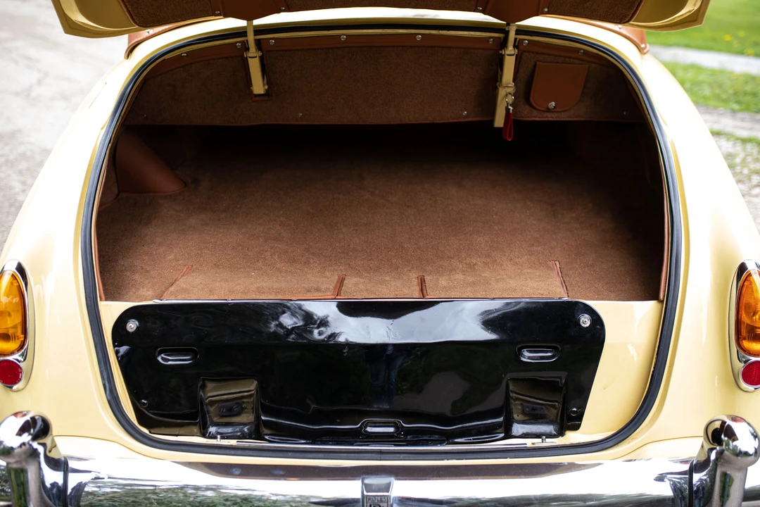 1961 Rolls-Royce Silver Cloud II - Image 16 of 31