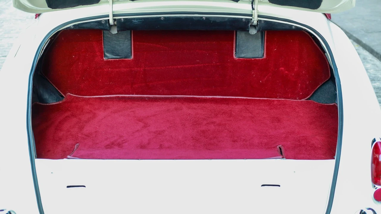 1961 Rolls-Royce Silver Cloud II - Image 6 of 31