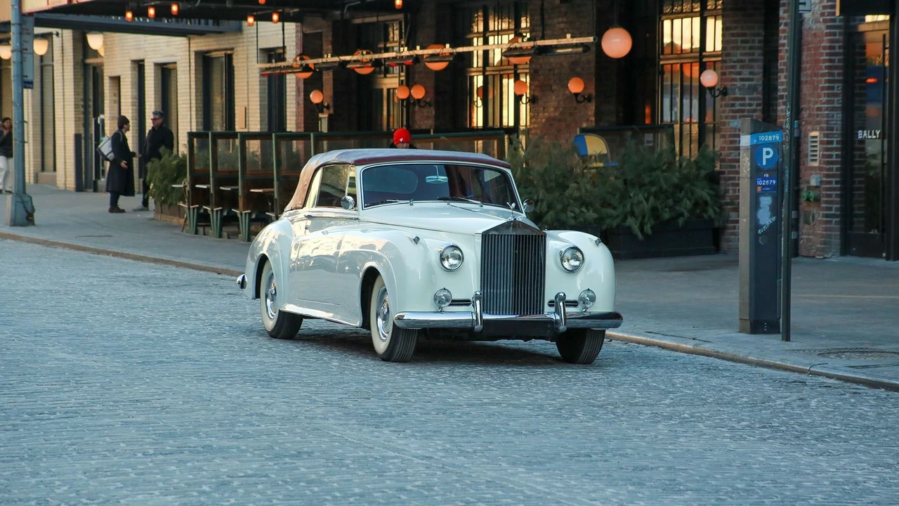 1961 Rolls-Royce Silver Cloud II - Image 11 of 31