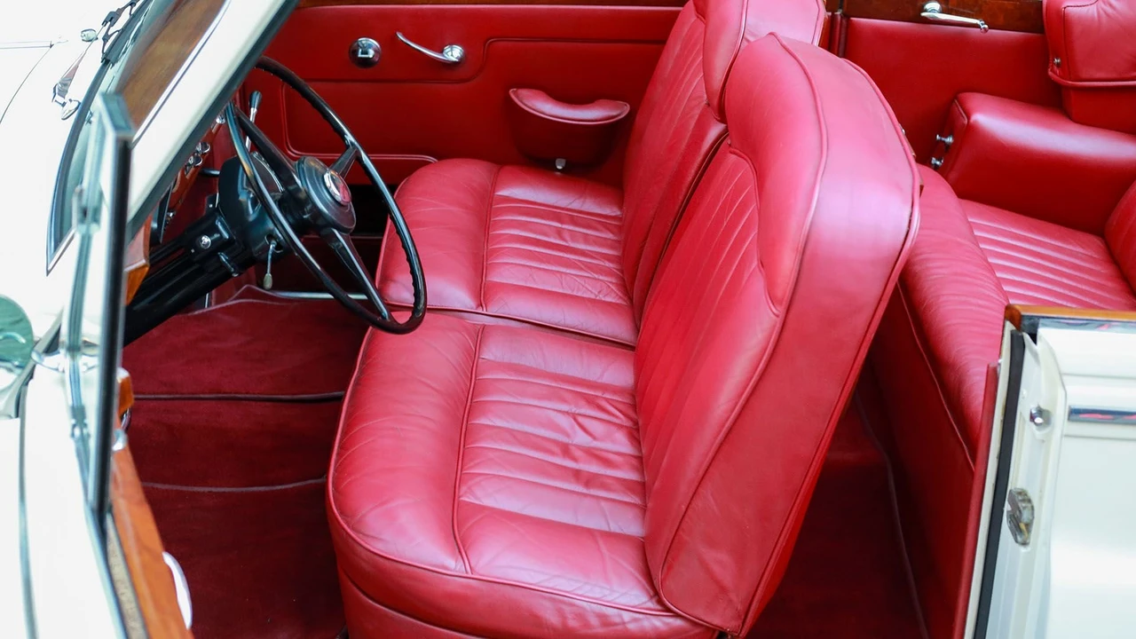 1961 Rolls-Royce Silver Cloud II - Image 9 of 31
