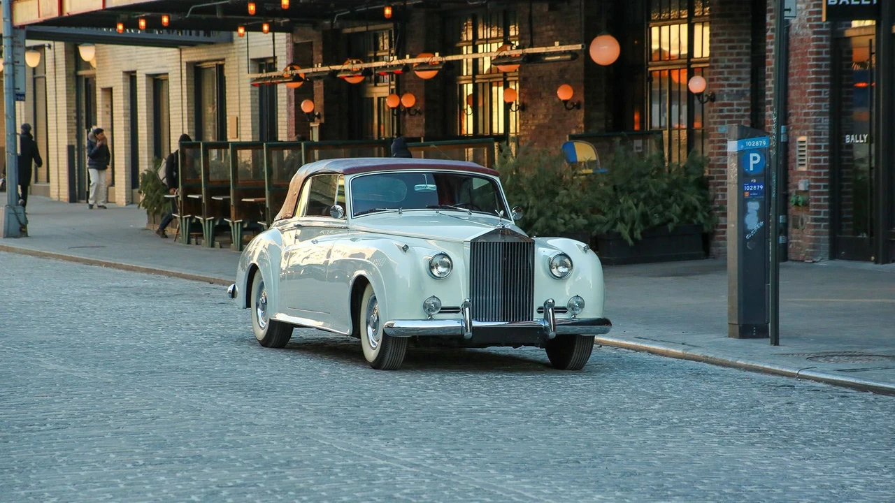 1961 Rolls-Royce Silver Cloud II - Image 10 of 31