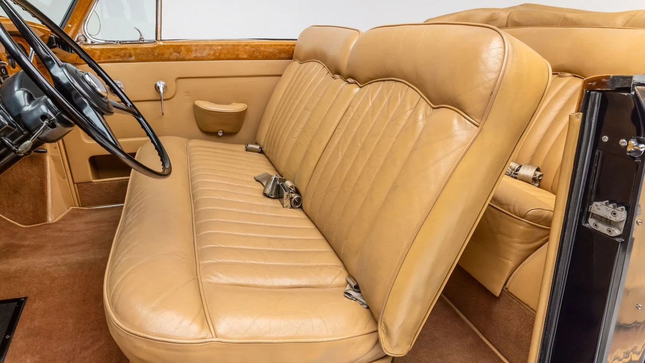 1961 Rolls-Royce Silver Cloud II - Image 8 of 31