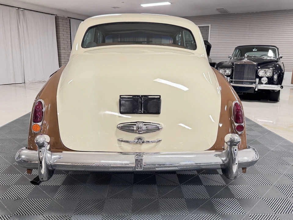 1961 Rolls-Royce Silver Cloud II - Image 9 of 21