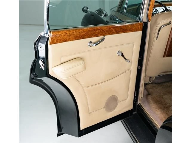 1961 Rolls-Royce Silver Cloud II - Image 18 of 21