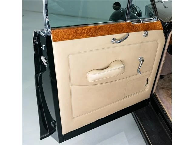 1961 Rolls-Royce Silver Cloud II - Image 15 of 21