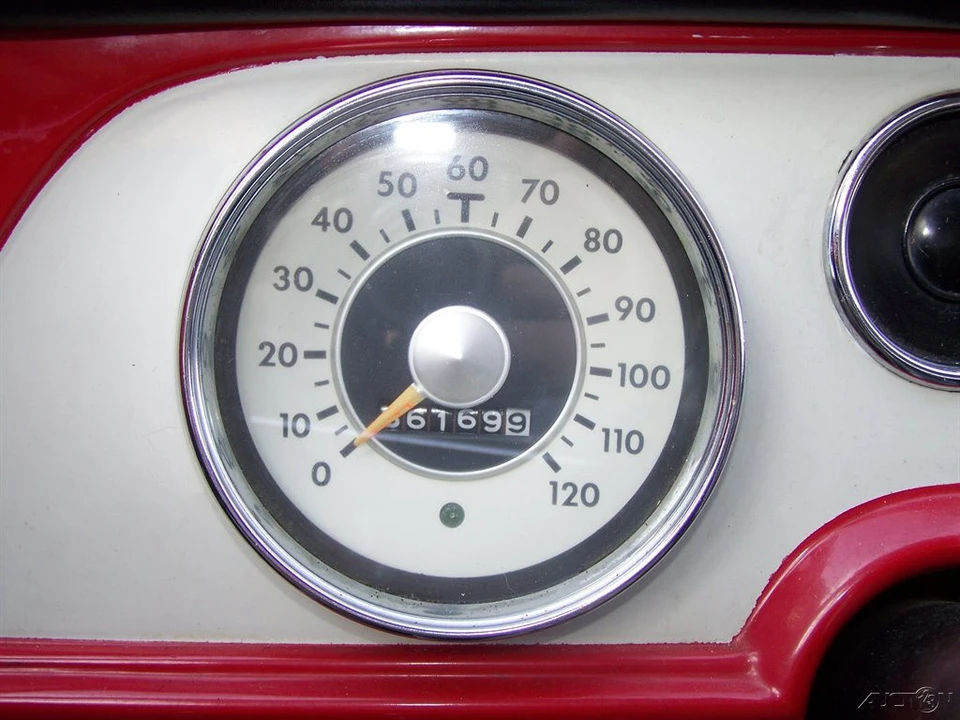 1961 Studebaker Lark - Image 9 of 12