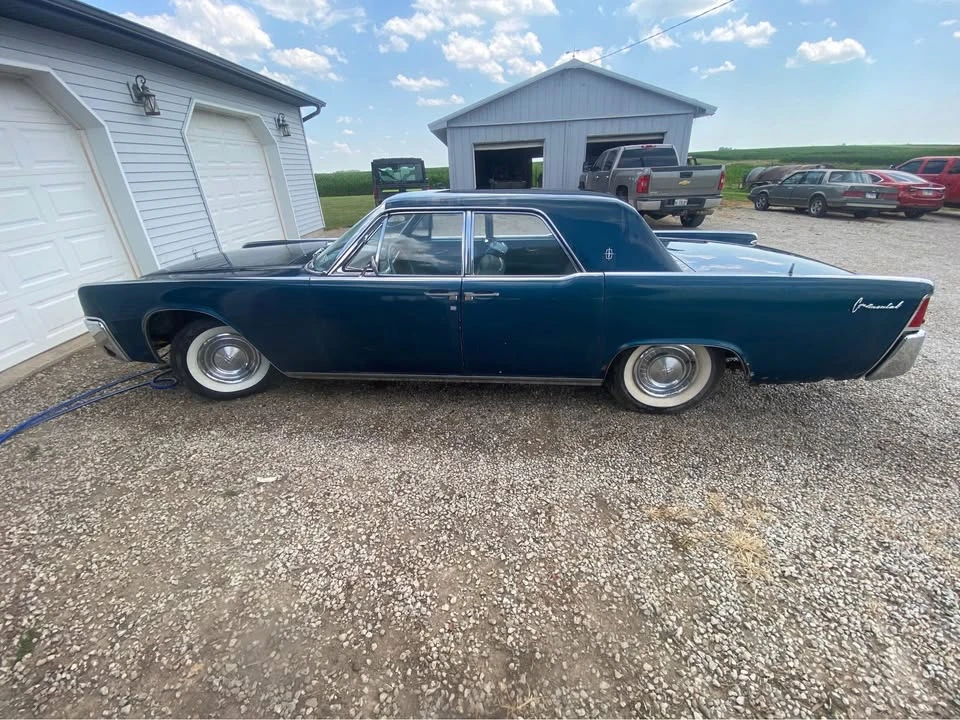 1961 Lincoln Continental 4th Gen - Image 2 of 10