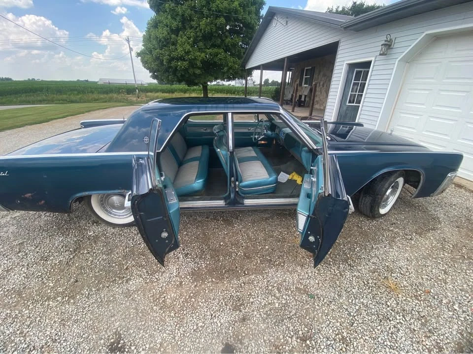 1961 Lincoln Continental 4th Gen - Image 5 of 10