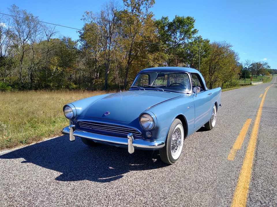 1961 Sunbeam Alpine Series II - Image 2 of 31