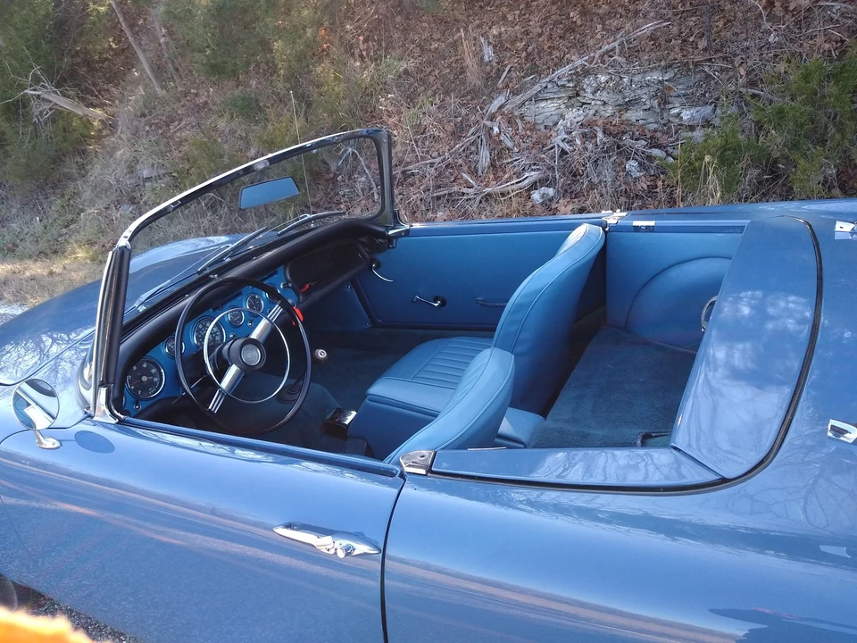 1961 Sunbeam Alpine Series II - Image 22 of 31