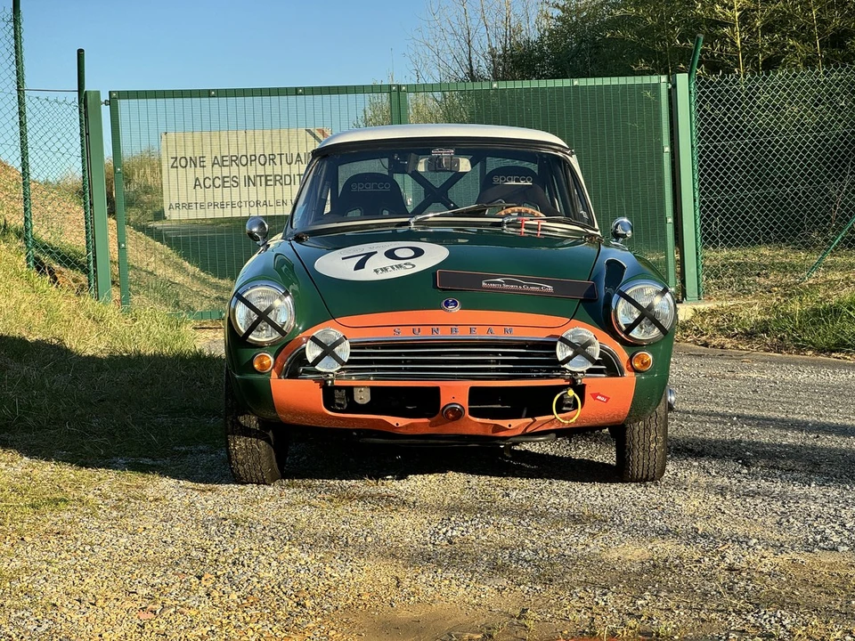 1961 Sunbeam Alpine Series II - Image 2 of 31