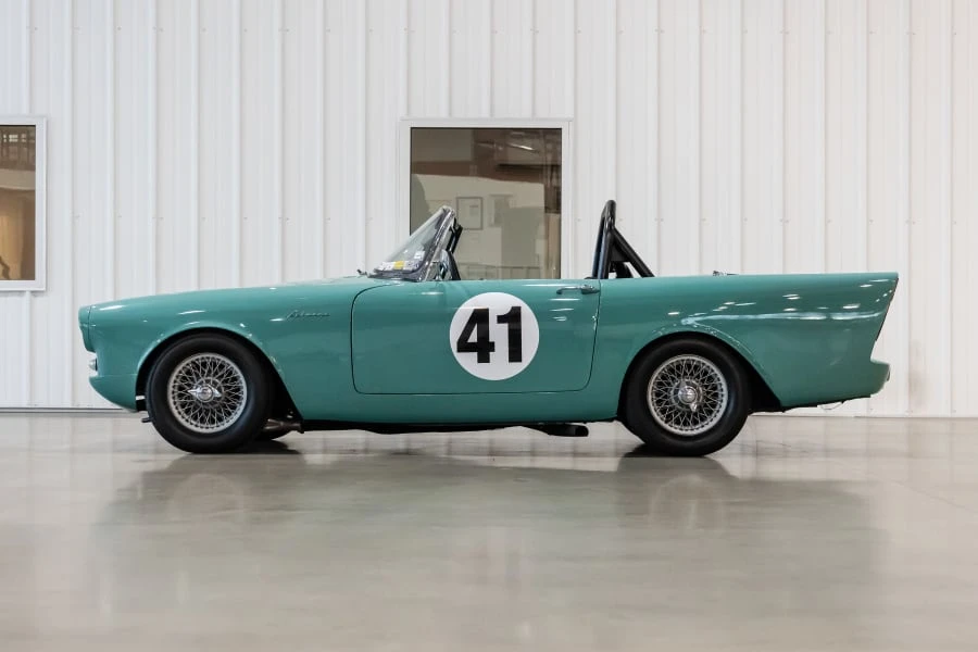 1961 Sunbeam Alpine Series II - Image 2 of 25