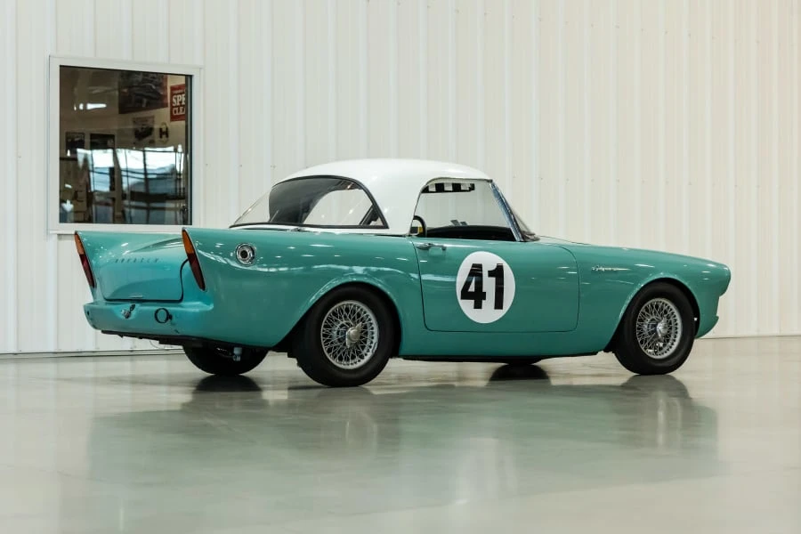 1961 Sunbeam Alpine Series II - Image 16 of 25