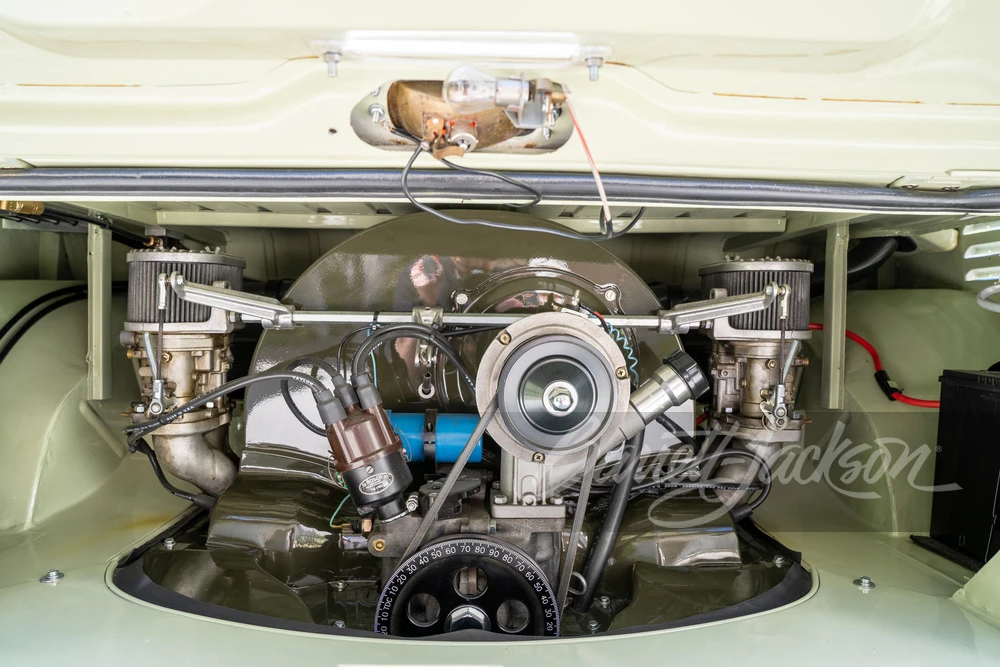 1961 Volkswagen Split-Window Bus - Image 2 of 31