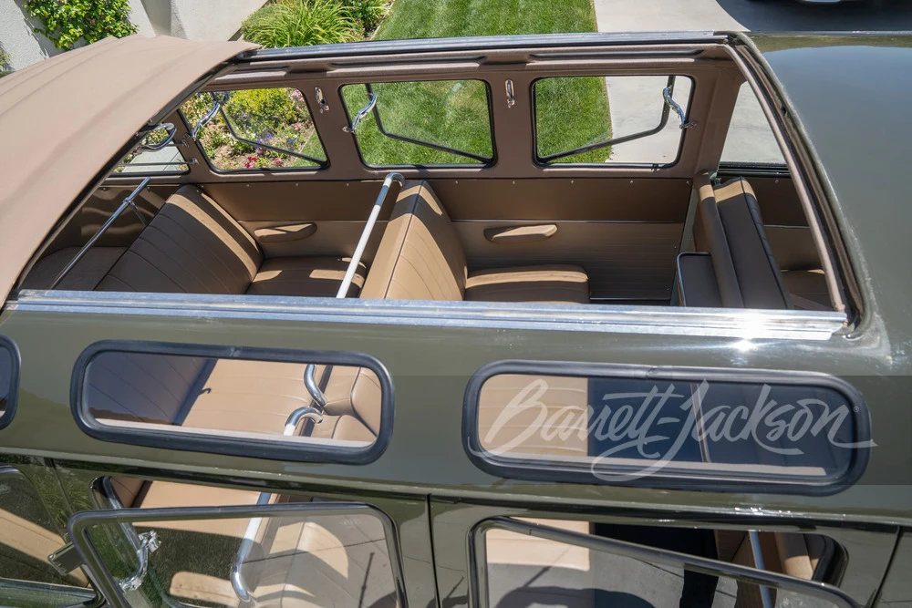1961 Volkswagen Split-Window Bus - Image 7 of 31