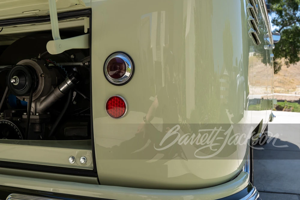 1961 Volkswagen Split-Window Bus - Image 16 of 31