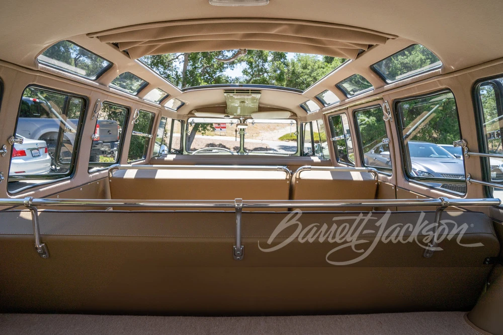 1961 Volkswagen Split-Window Bus - Image 21 of 31