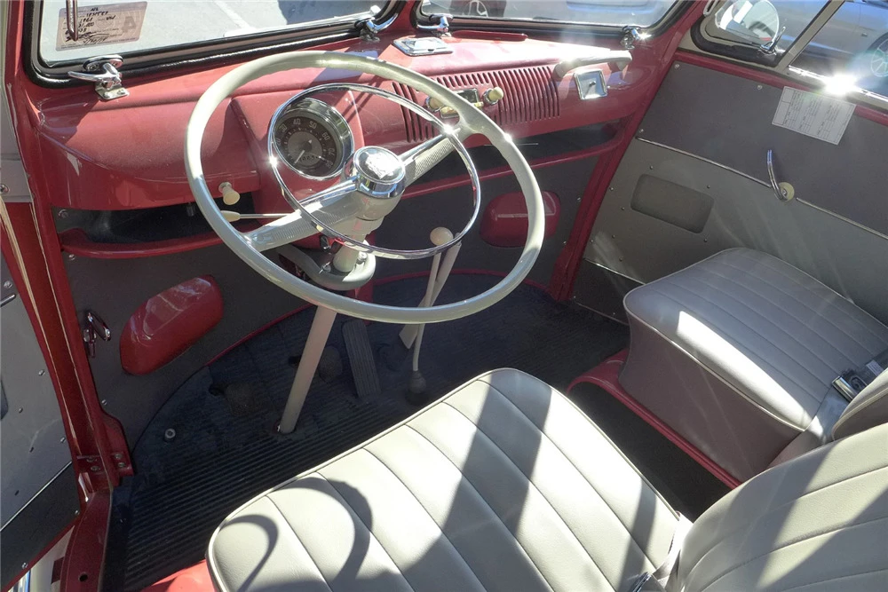1961 Volkswagen Split-Window Bus - Image 4 of 5