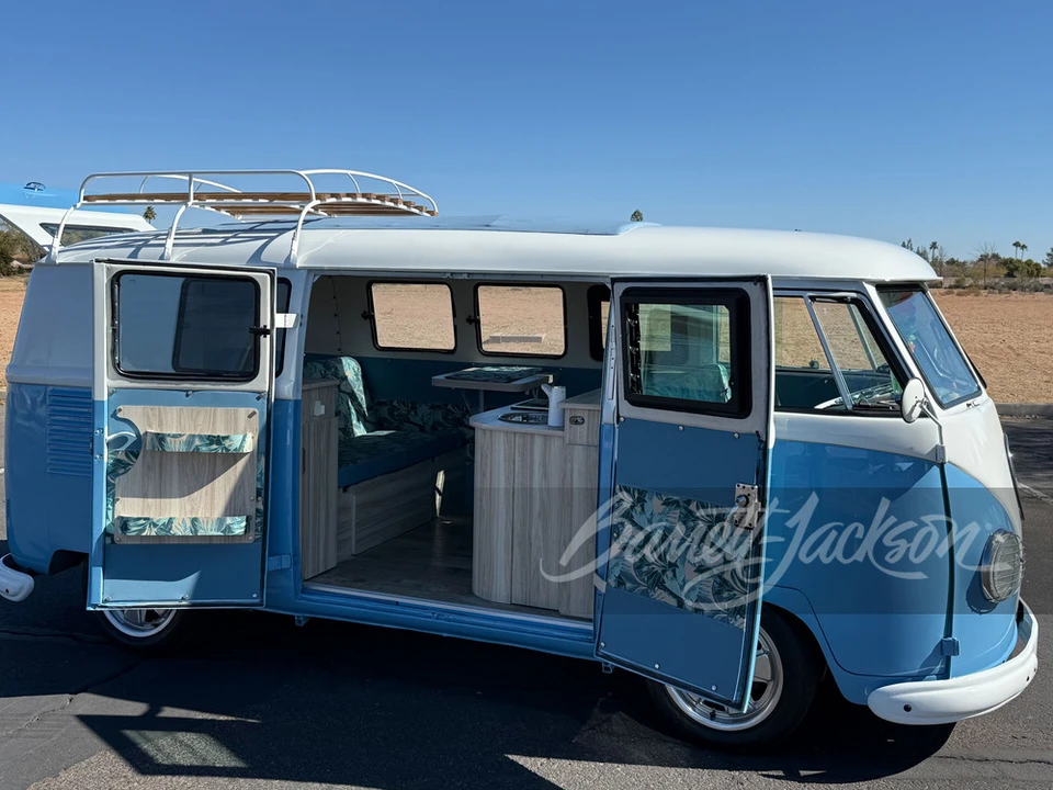 1961 Volkswagen Split-Window Camper - Image 9 of 10