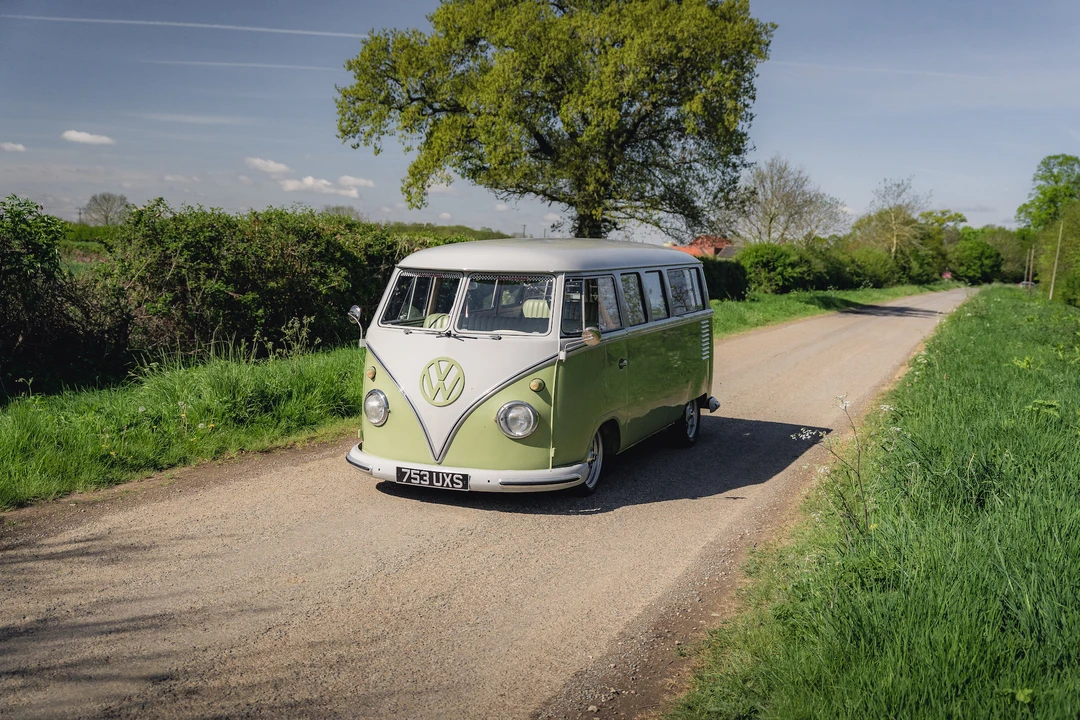 1961 Volkswagen Split-Window Bus - Image 3 of 31