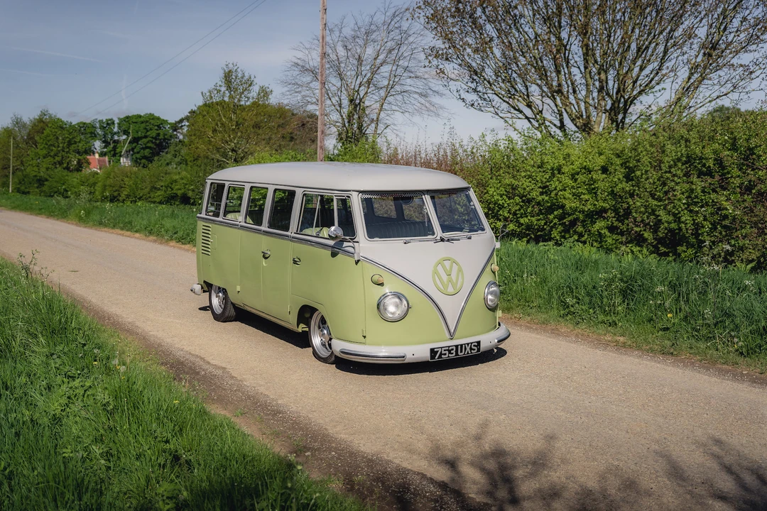 1961 Volkswagen Split-Window Bus - Image 10 of 31