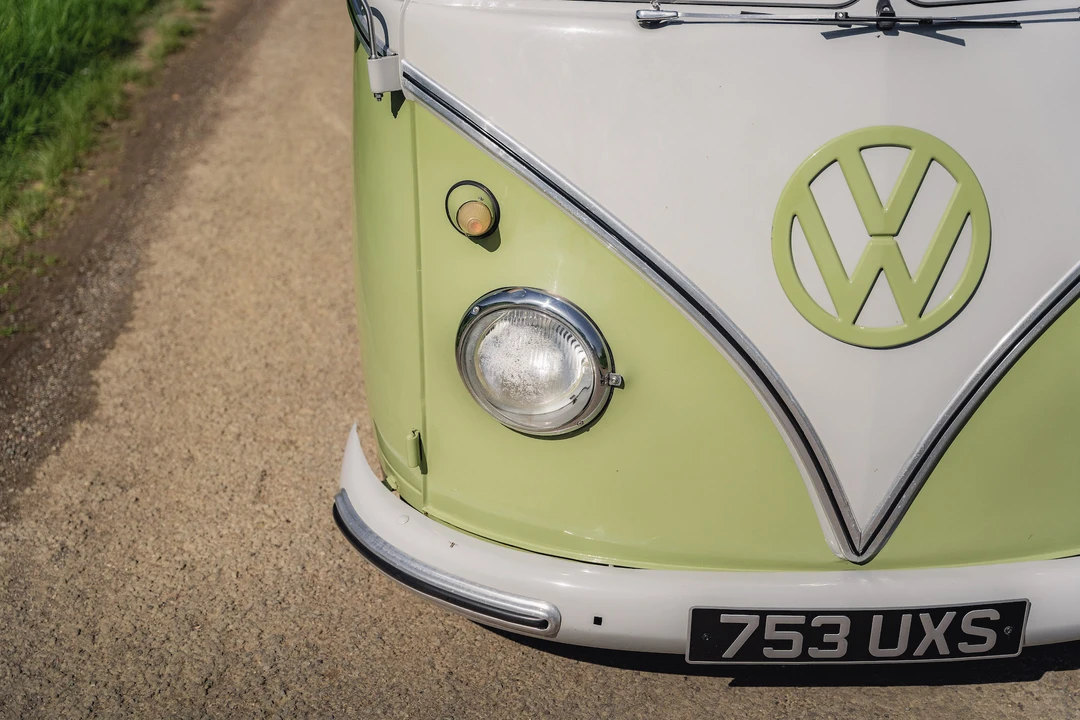 1961 Volkswagen Split-Window Bus - Image 28 of 31