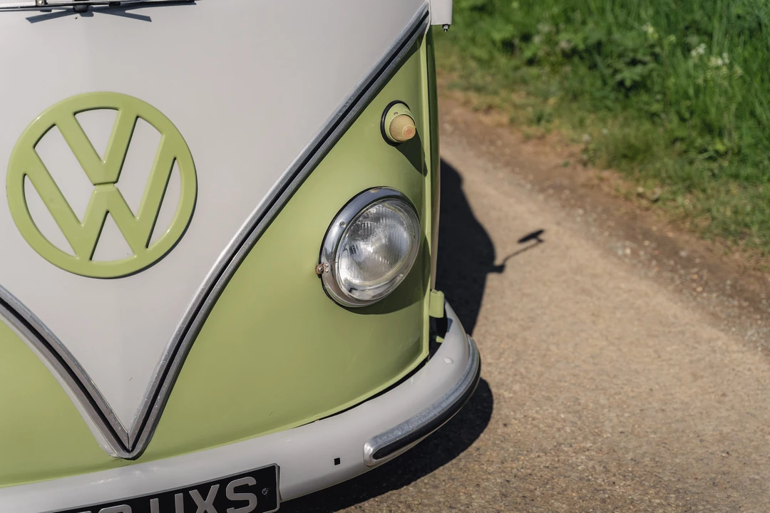 1961 Volkswagen Split-Window Bus - Image 29 of 31