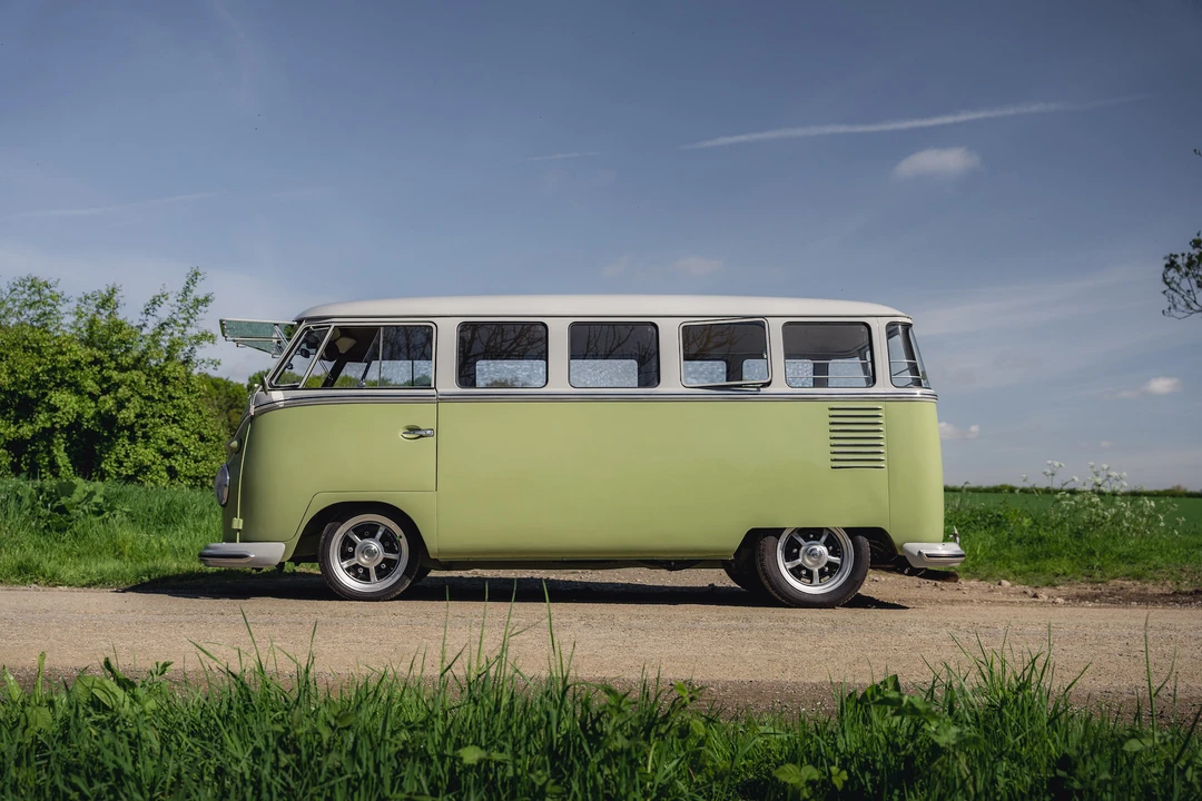 1961 Volkswagen Split-Window Bus - Image 13 of 31