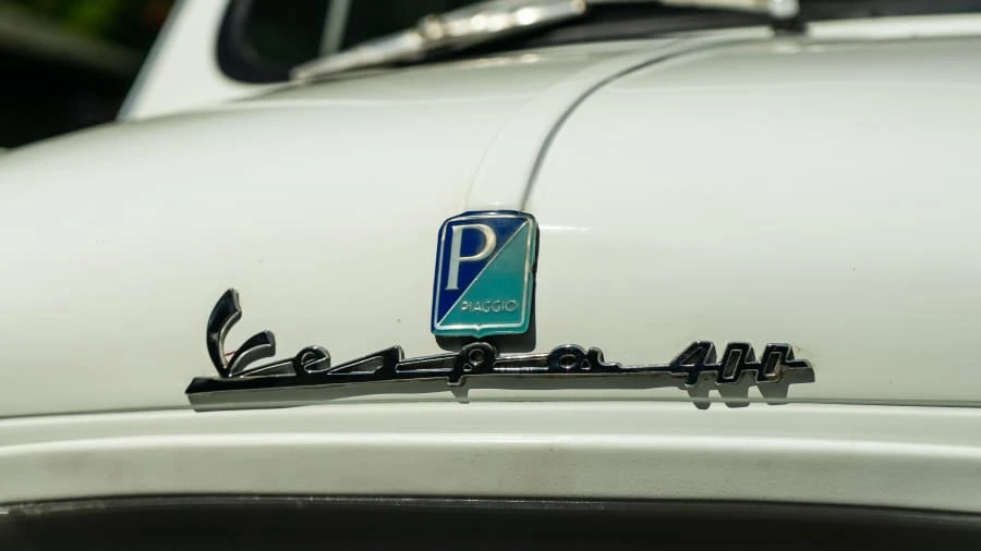 1961 Vespa 400 - Image 9 of 12