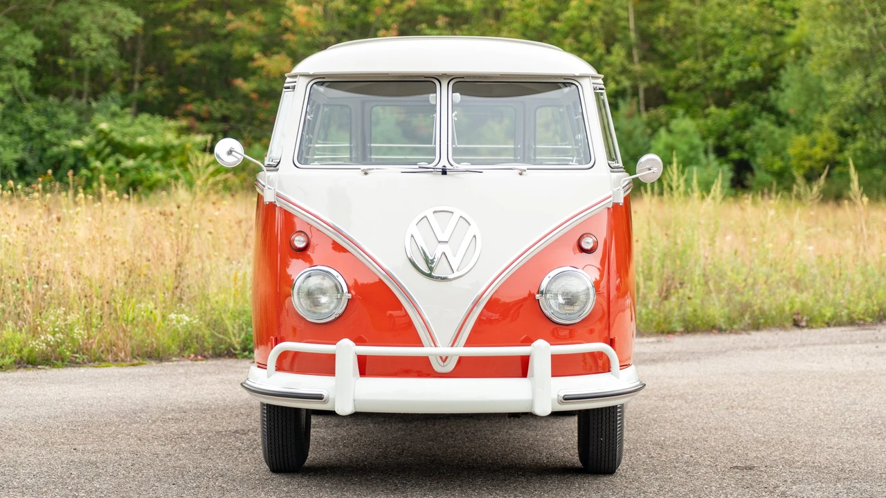 1961 Volkswagen Split-Window Bus - Image 31 of 31