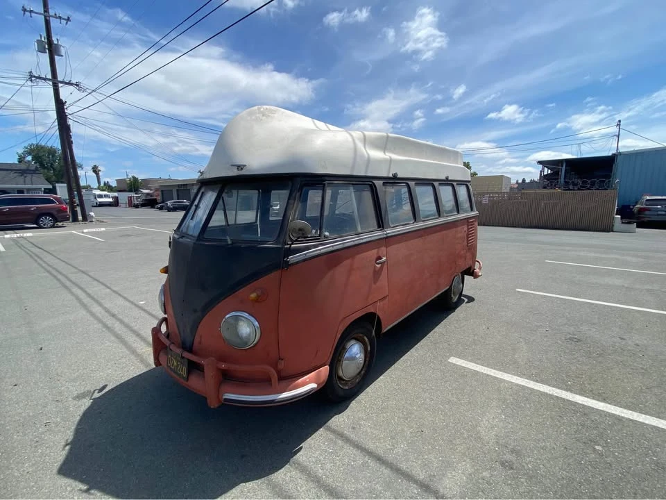 1961 Volkswagen Split-Window Bus - Image 3 of 13